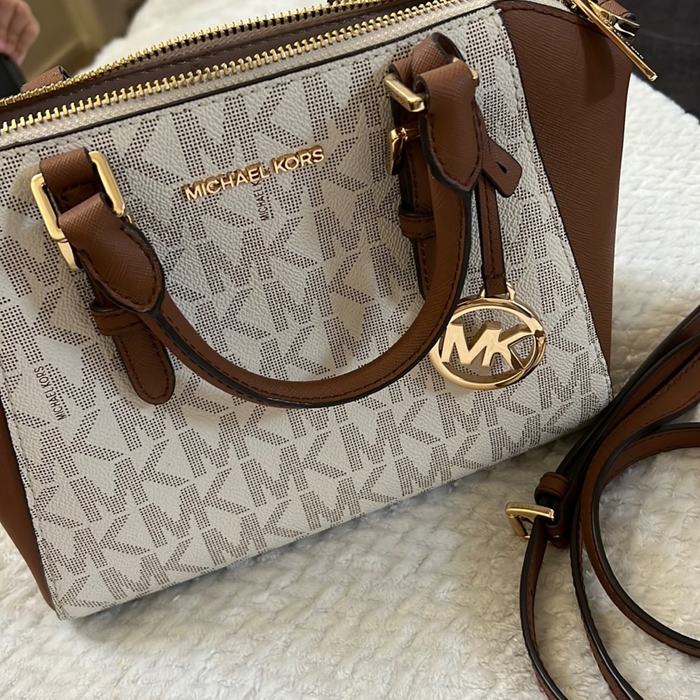 Micheal Kors Bag Chestnut/White